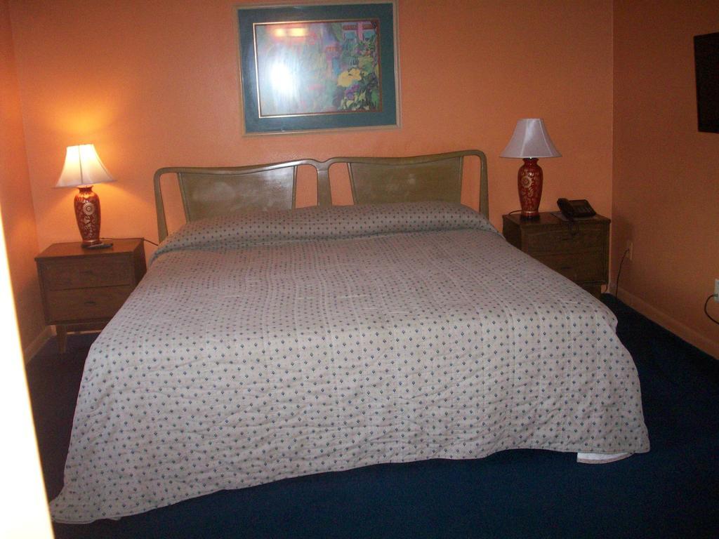 All-suite Edgewater (Volusia County)